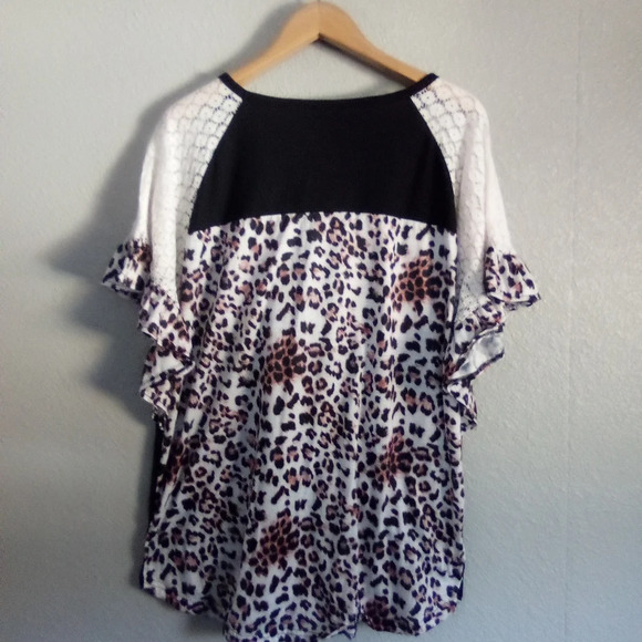 Animal print top ( box BJ ) - Picture 2 of 2